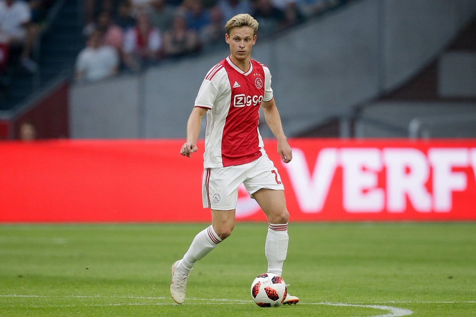 MU Siap Bersaing Dengan Raksasa La Liga Untuk Dapatkan Bintang Muda Ajax