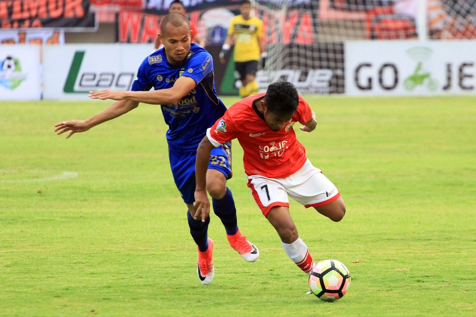 Liga Indonesia - Pesib Bandung vs Persija Jakarta