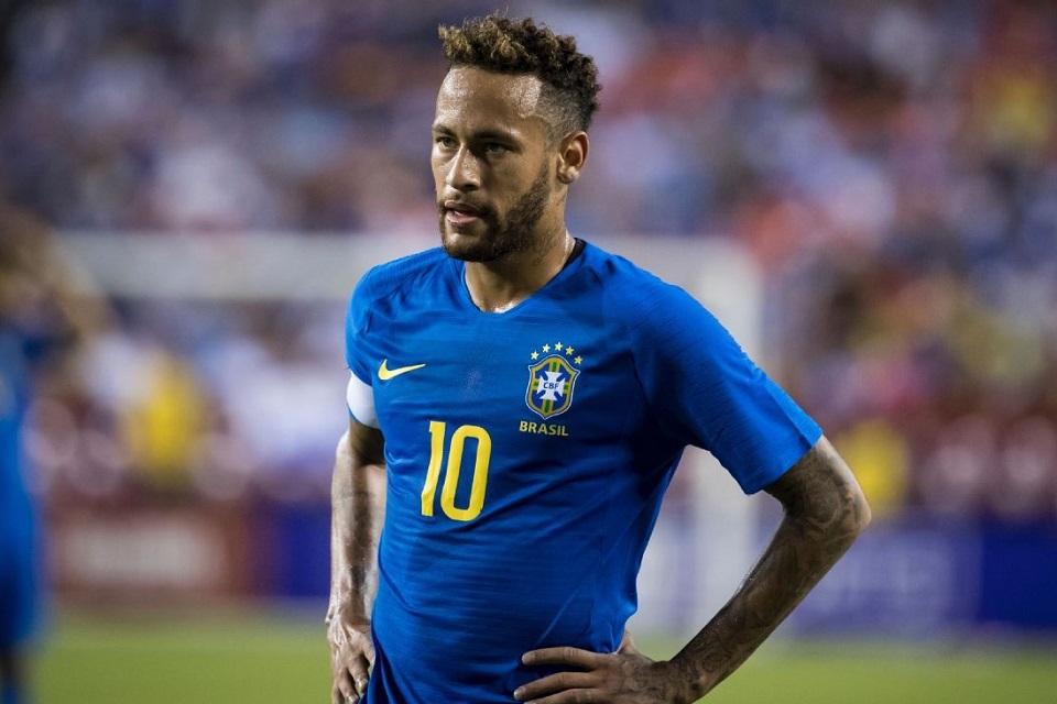 Neymar Mengaku Terpaksa Pakai Nomor 10 di Timnas Brasil