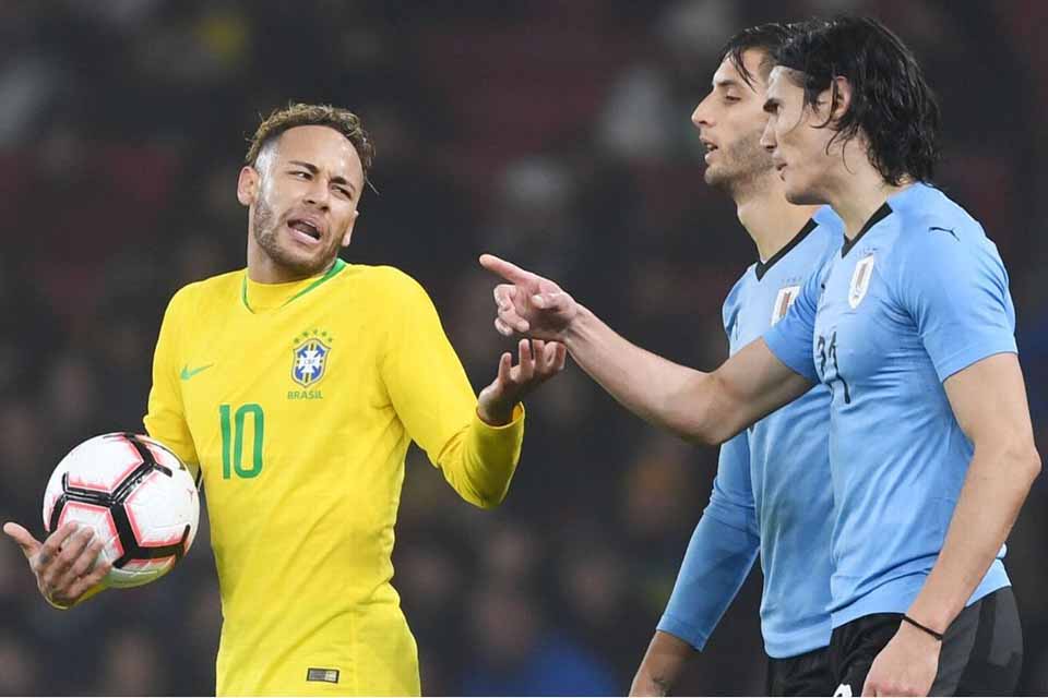 Cavani Anggap Pertikaian Dengan Neymar Hal yang Biasa