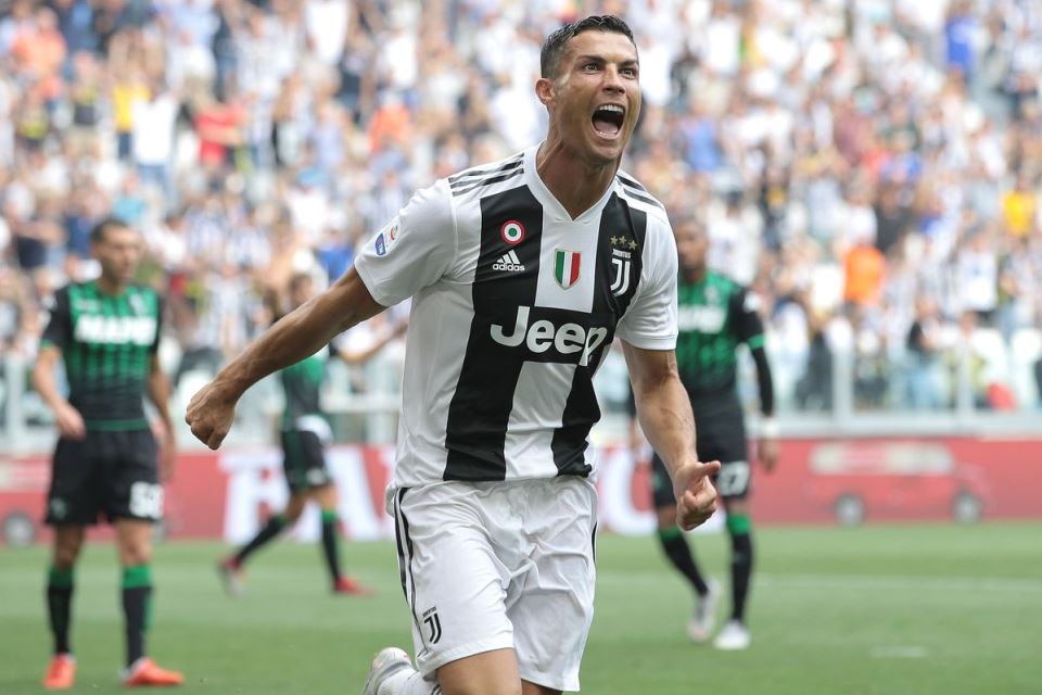 Ronaldo Bangkirt Usai Gagal Raih Ballon d Or