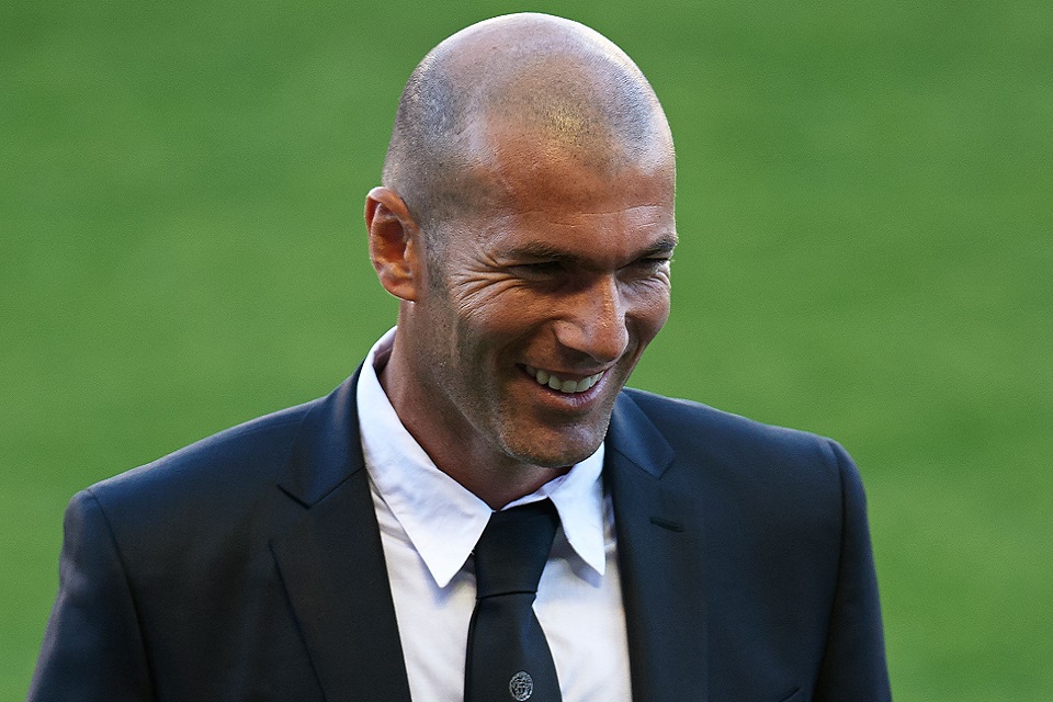 Bagi Louis Saha, Zidane Adalah Paket Komplit Untuk Seorang Pelatih