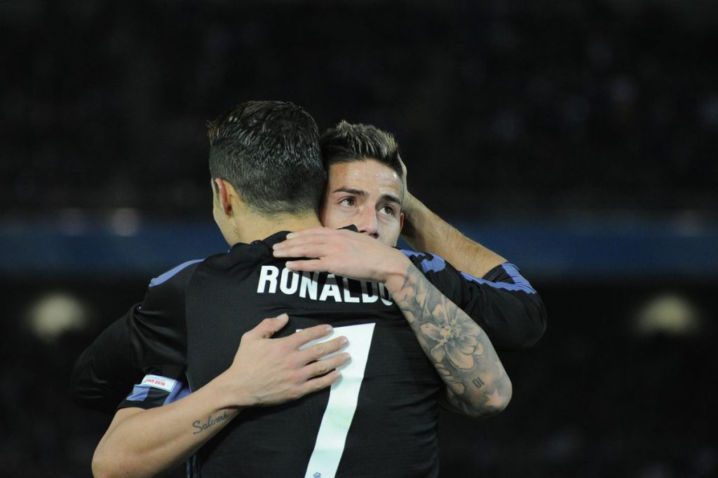 Idolakan Ronaldo, Pertanda Piatek Hengkang ke Juventus