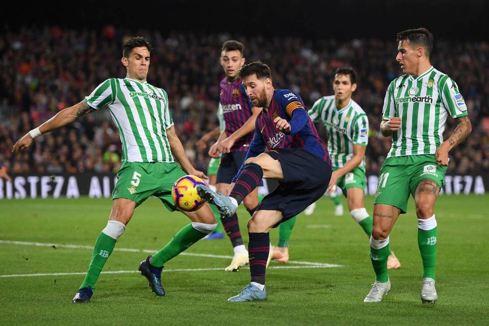Messi Tiga Gol, Barca Sikat Betis 4-1