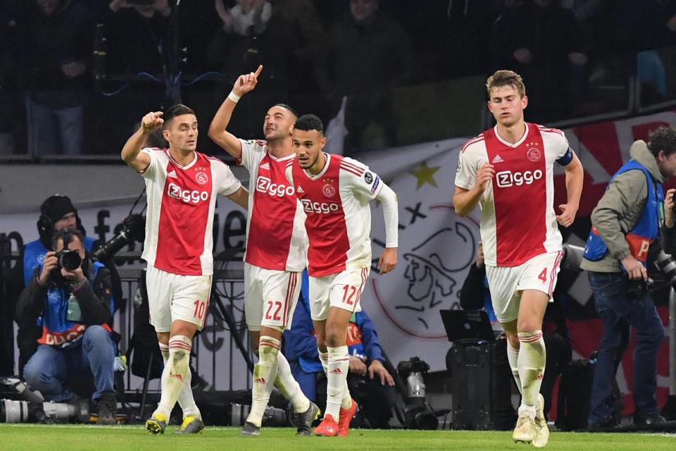 Ajax Langkahi Juventus