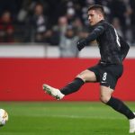 Barca Ngebet Datangkan Jovic