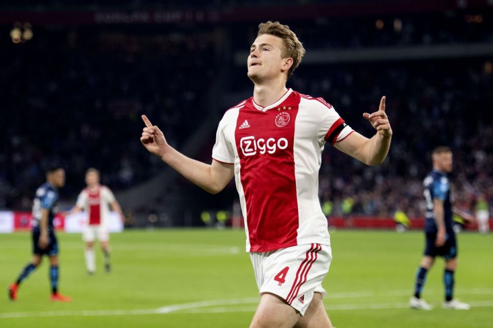 Matthijs De Ligt Indikasikan Bertahan Di Ajax