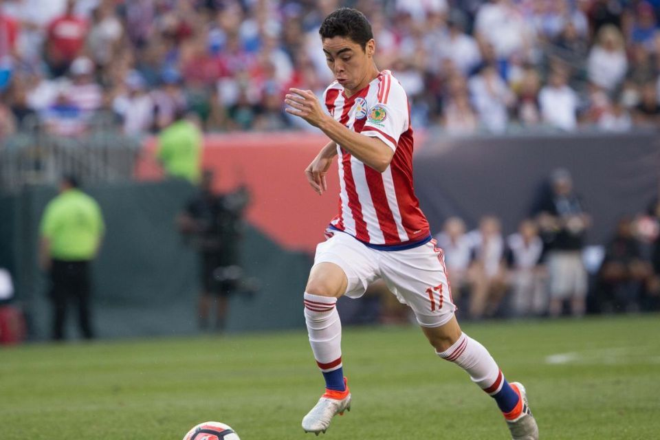 Gelandang Paraguay Tersanjung Diminati Real Madrid