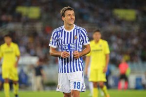 Mikel Oyarzabal, Penyerang Muda Incaran Barcelona