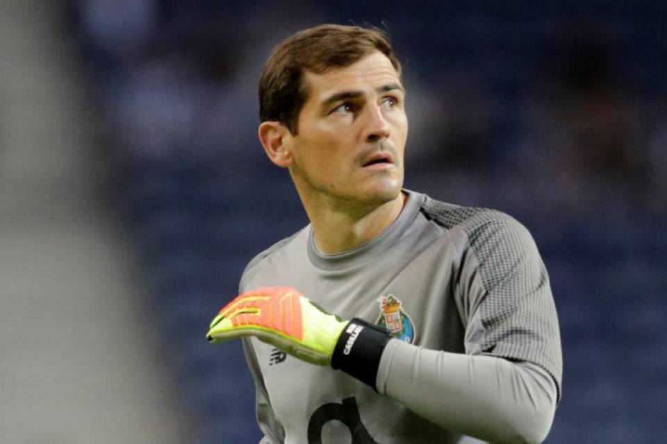 Casillas Kembali ke Lapangan Hijau