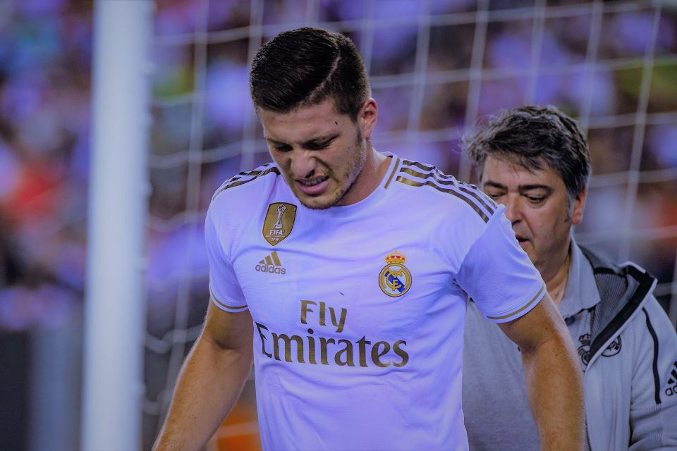 Alami Cedera Parah, Luka Jovic Stres Pikirkan Masa Depannya Di Madrid