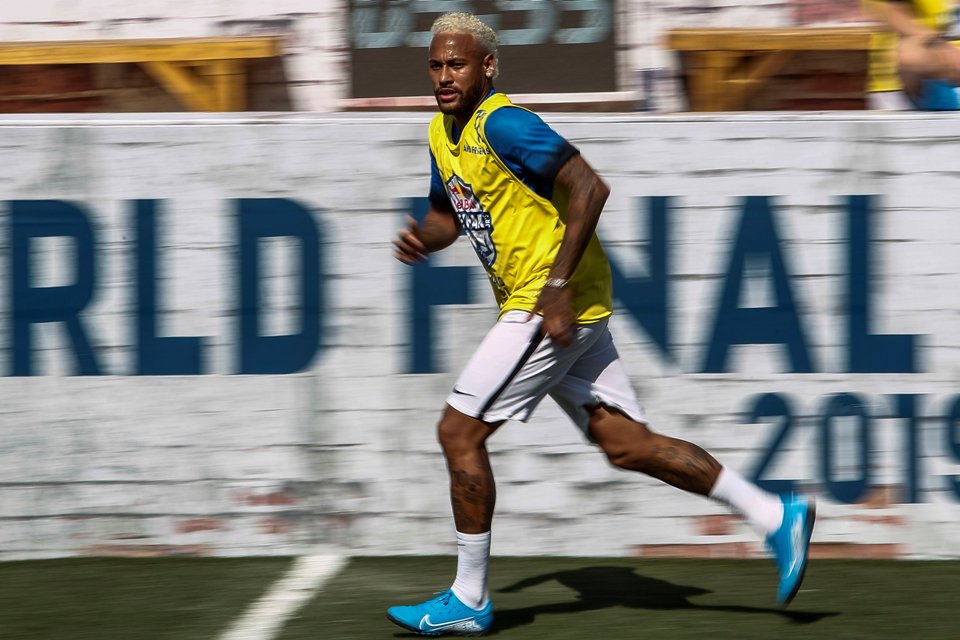 Membelot Di Hari Pertama Latihan, Tuchel Mengabaikan Kehadiran Neymar
