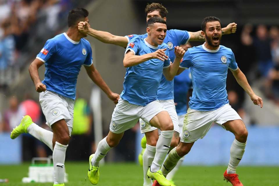 Manchester City Sukses Rengkuh Gelar Perdana di Musim Ini