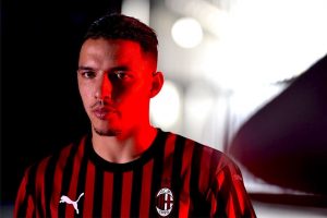 AC Milan Resmi Datangkan Wonderkid Alzajair