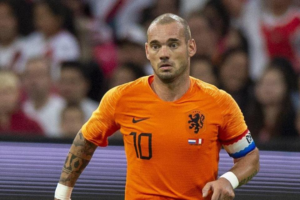 Sudah Umumkan Pensiun, Sneijder Ternyata Salah Ucap?