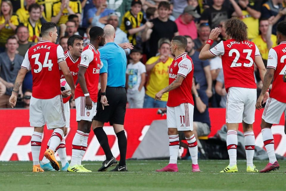 Arsenal Seperti Kebingungan dengan Taktik yang Diterapkan Emery, Kok Bisa?