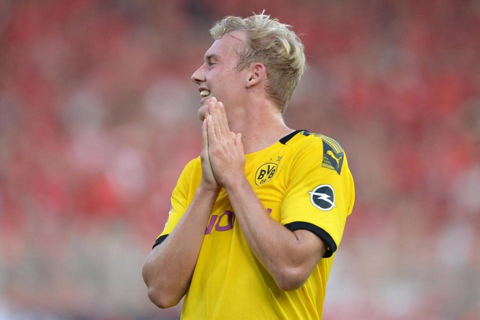 Julian Brandt Beberkan Alasan Pilih Borrusia Dortmund