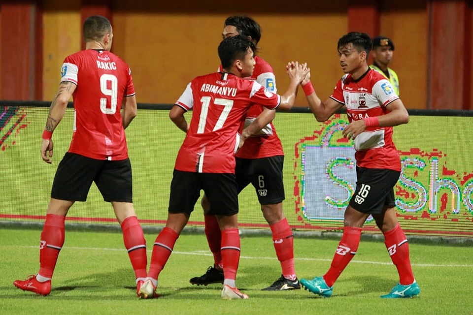 Madura United Puji Skema Serangan Balik Cepat Kalteng Putra