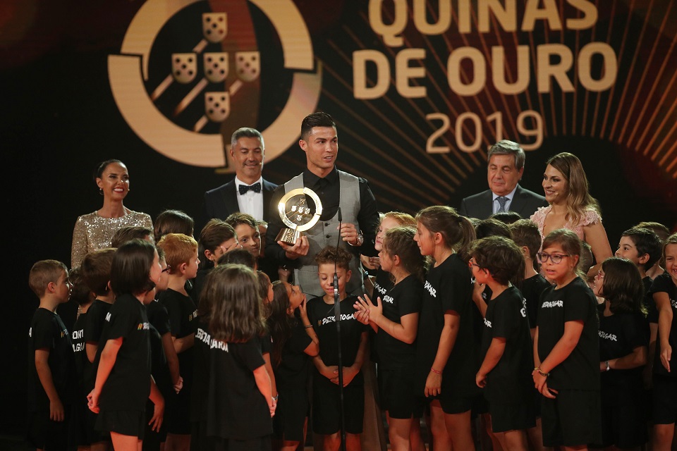 Ronaldo Raih Penghargaan Pemain Terbaik Sepuluh Kali Beruntun!