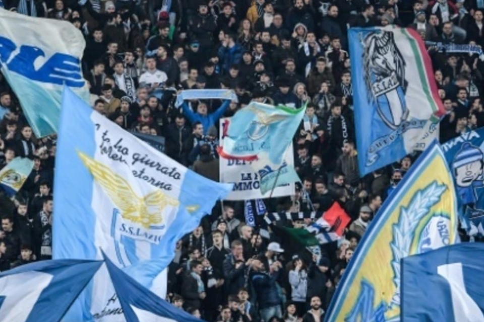 Fans Bersikap Rasis, UEFA Berikan Lazio “Hadiah”