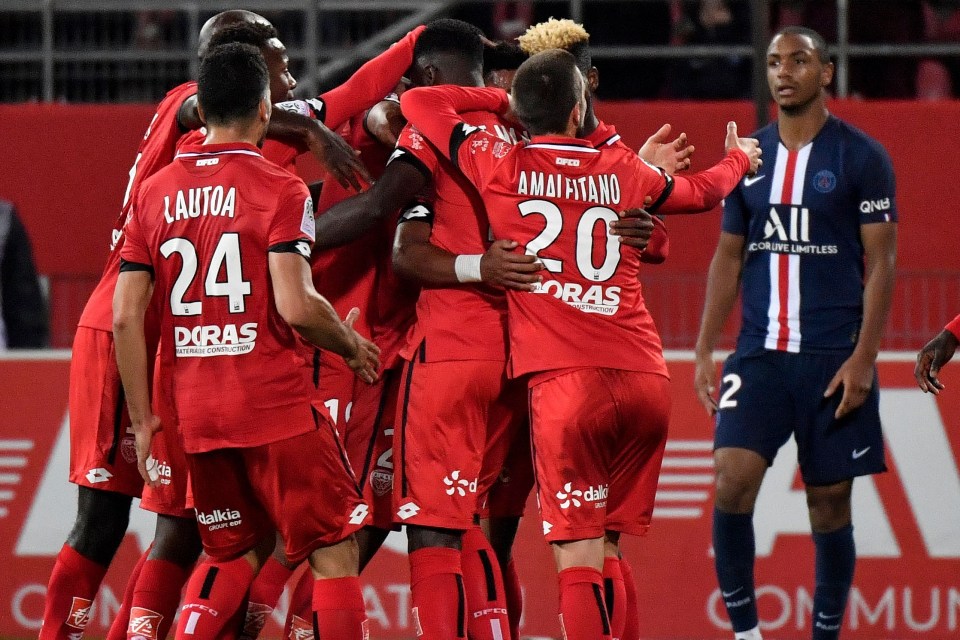 Hasil Liga Prancis PSG Tumbang 1-2 dari Tim Juru Kunci
