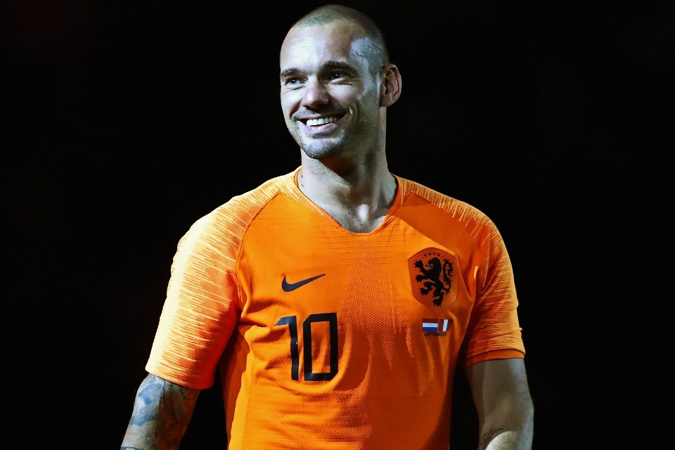 Sneijder Sebut Dirinya Bisa Seperti Dua Megabintang, Siapa