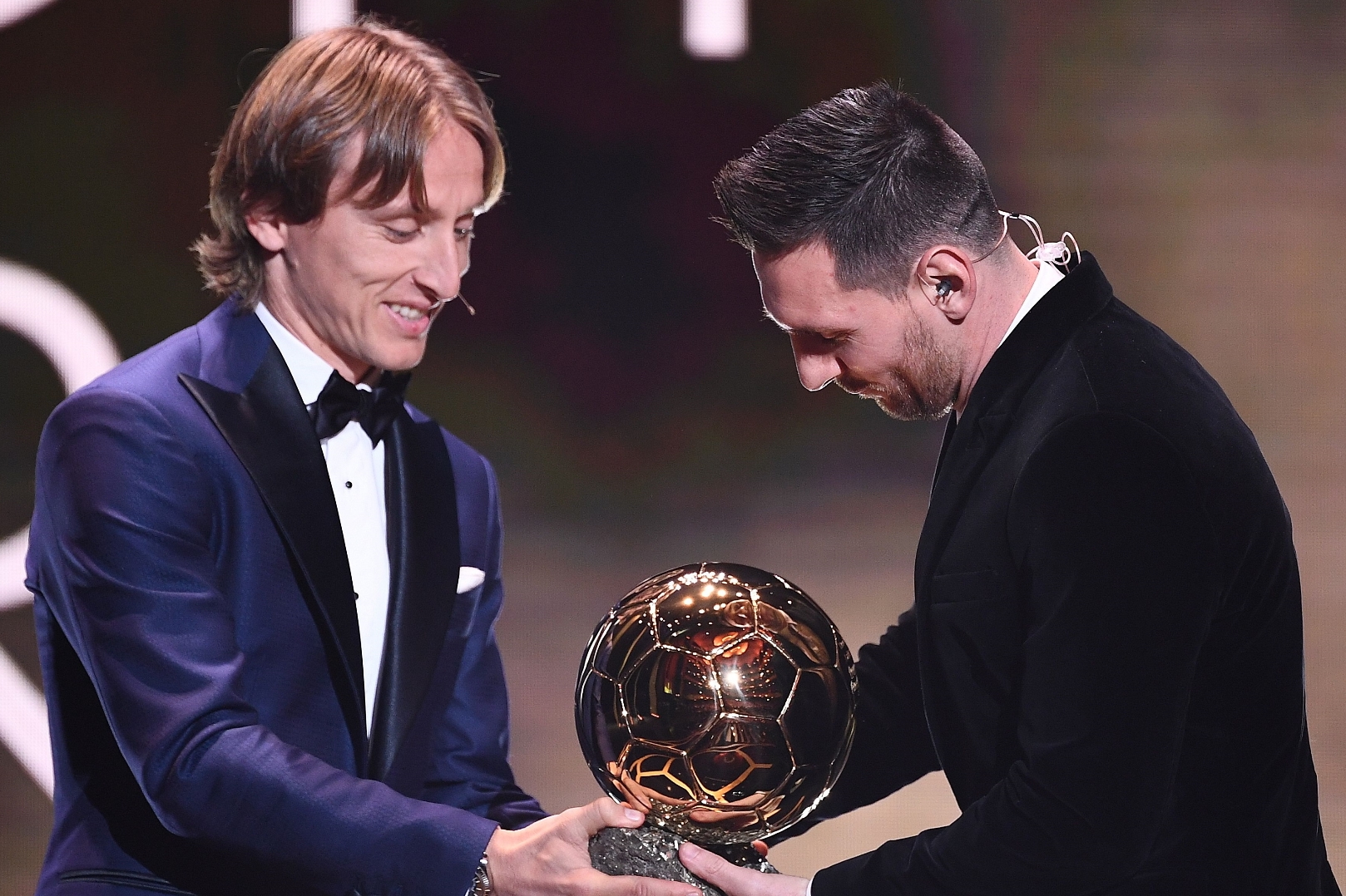 Messi Pantas Raih Ballon d'Or 10 Kali Lebih Banyak dari Ronaldo