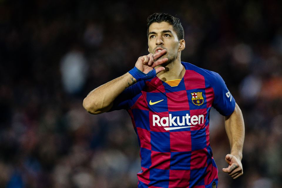 Luis Suarez, Penyerang Haus Gol Yang Tak Kenal Usia