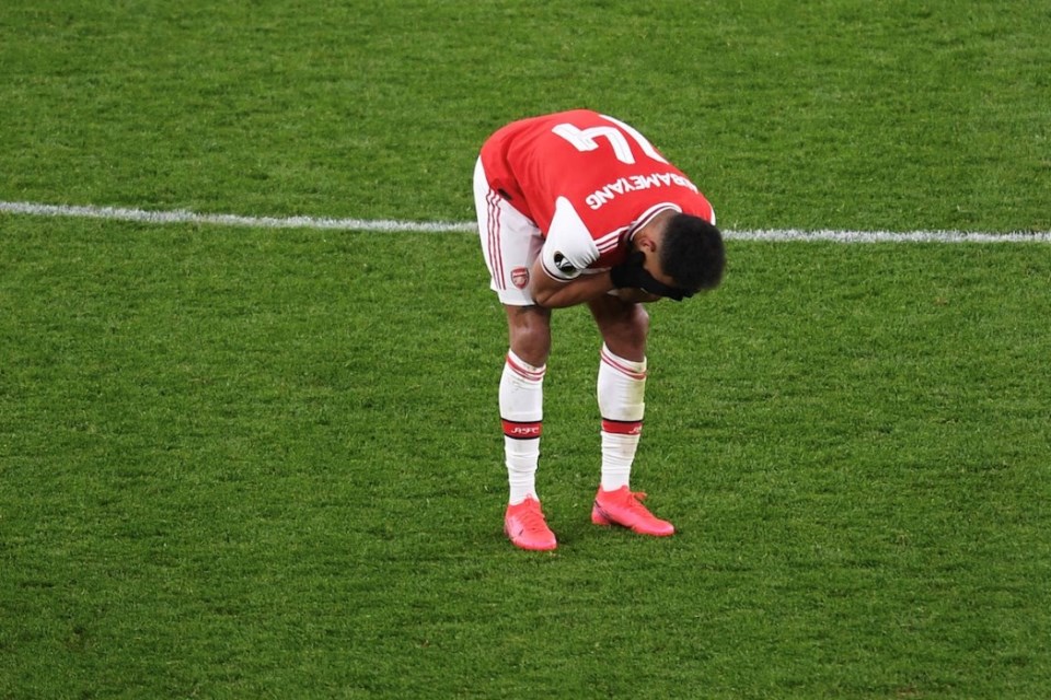 Hancur Leburnya Aubameyang Usai Arsenal Tersingkir dari Liga Europa