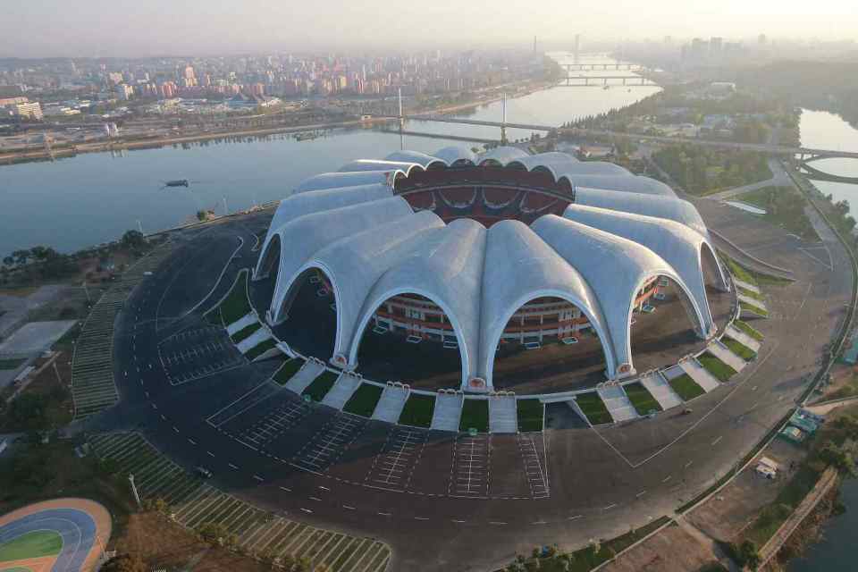 Diam-Diam, Korea Utara Punya Stadion Terbesar di Dunia!