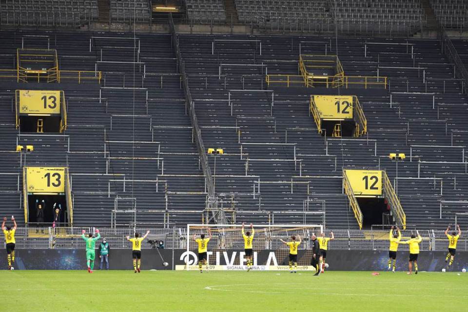 Kemenangan Dortmund Di Derby Lembah Ruhr Hambar Rasanya Tanpa Keriuhan Fans