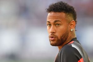 Performa impresif yang kerap dipertontonkannya dalam beberapa laga terakhir Paris Saint-Germain, membuat Neymar sangat percaya diri