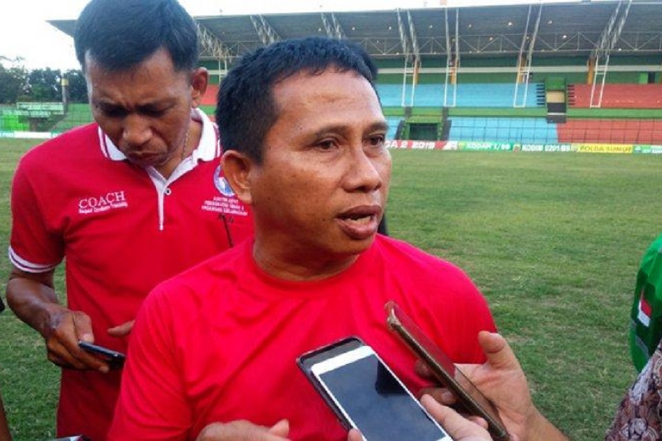 Philep Hansen Pelatih PSMS Medan