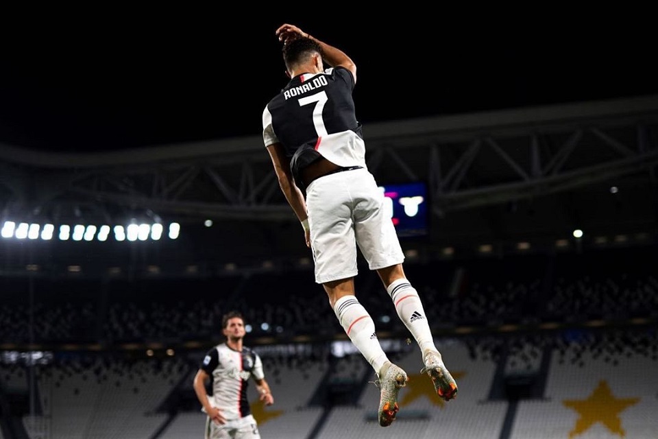 Selebrasi Ronaldo usai mencetak gol ke gawang Lazio