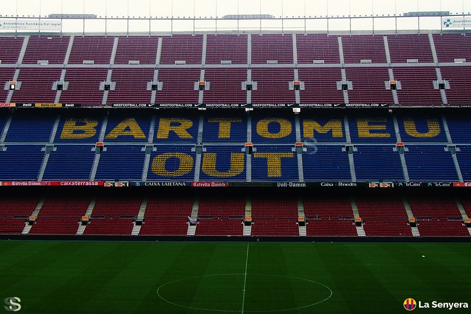 Messi Pergi, Para Fans Barcelona Serukan 'Bartomeu Out!'