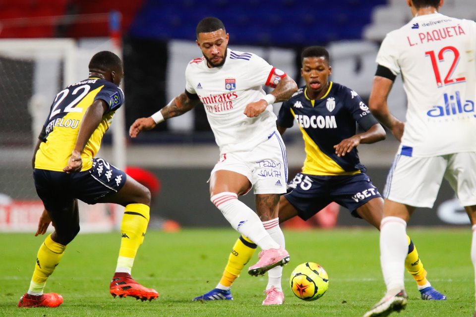Bermain 10 Orang, Lyon Tetap Mampu Menang Besar 4-1 Atas AS Monaco
