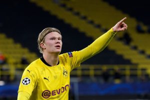 Dua Gol Haaland Mengantar Dortmund ke 16 Besar