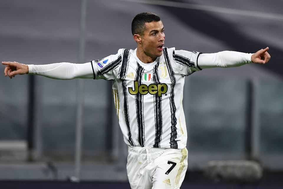 PSG Terancam Gagal Boyong Ronaldo ke Paris Musim Panas, Kok Bisa