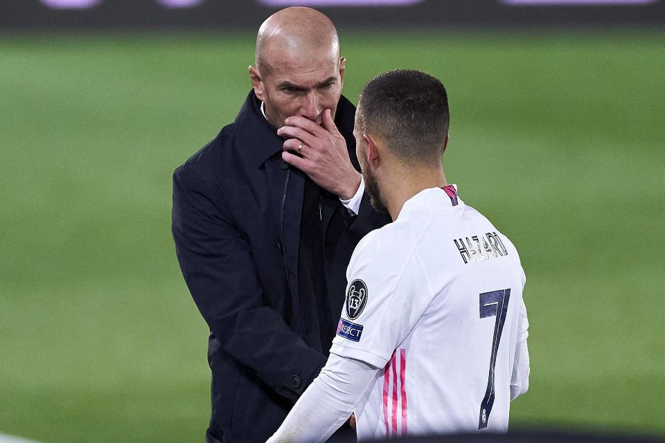 Dalam Waktu Dekat, Zidane Belum Mau Mainkan Hazard, Kenapa?