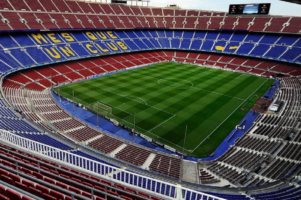 Main di Stadion Kosong Jadi Alasan Barcelona Melempem Musim Ini