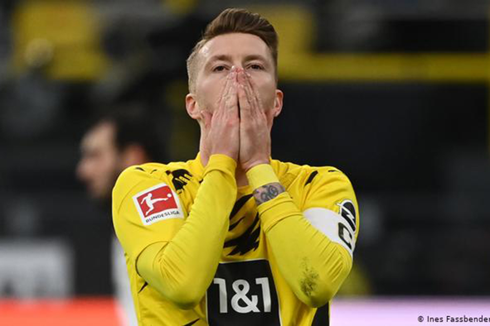 Reus meminta maaf atas Penampilannya Melawan Mainz