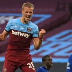 Gelandang West Ham Rayakan Tersingkirnya Leicester Di Liga Europa