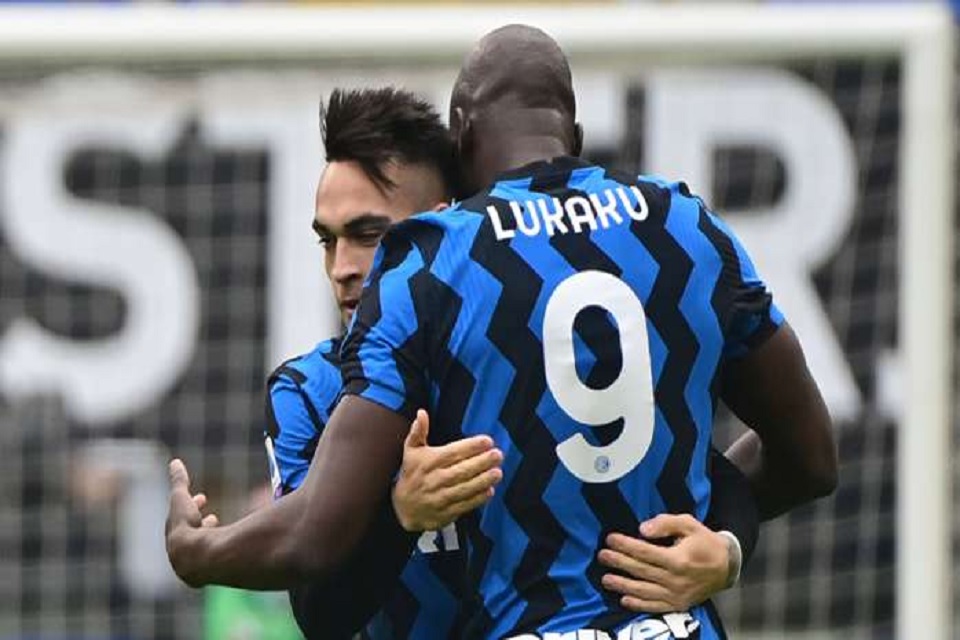 Inter Milan Rontokan Pertahanan Ac Milan Gempur Mereka Dengan Skor 3 0 Vivagoal Com