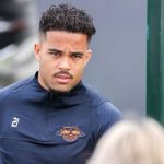 Leipzig Akan Permanenkan Kluivert dari Roma?