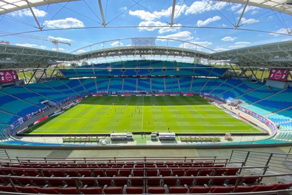 Bundesliga Kembali Buka Stadion untuk Penonton
