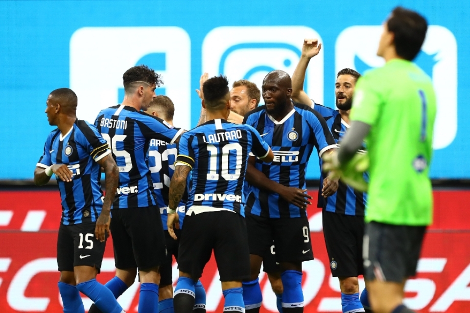 Inter Rayakan Trofi Scudetto Dengan Mencukur Sampdoria