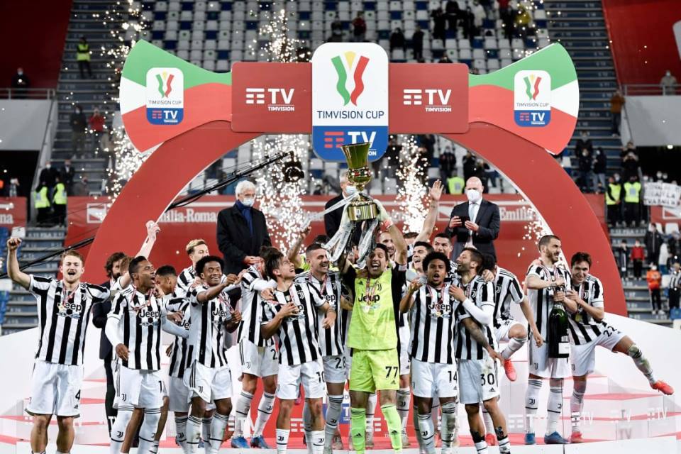 Ronaldo Ogah-Ogahan Ikut Rayakan Kemenangan Juventus di Coppa Italia