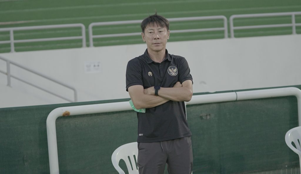 Shin Tae-Yong Puji Pelatih Thailand Jelang Laga Kualifikasi Piala Dunia