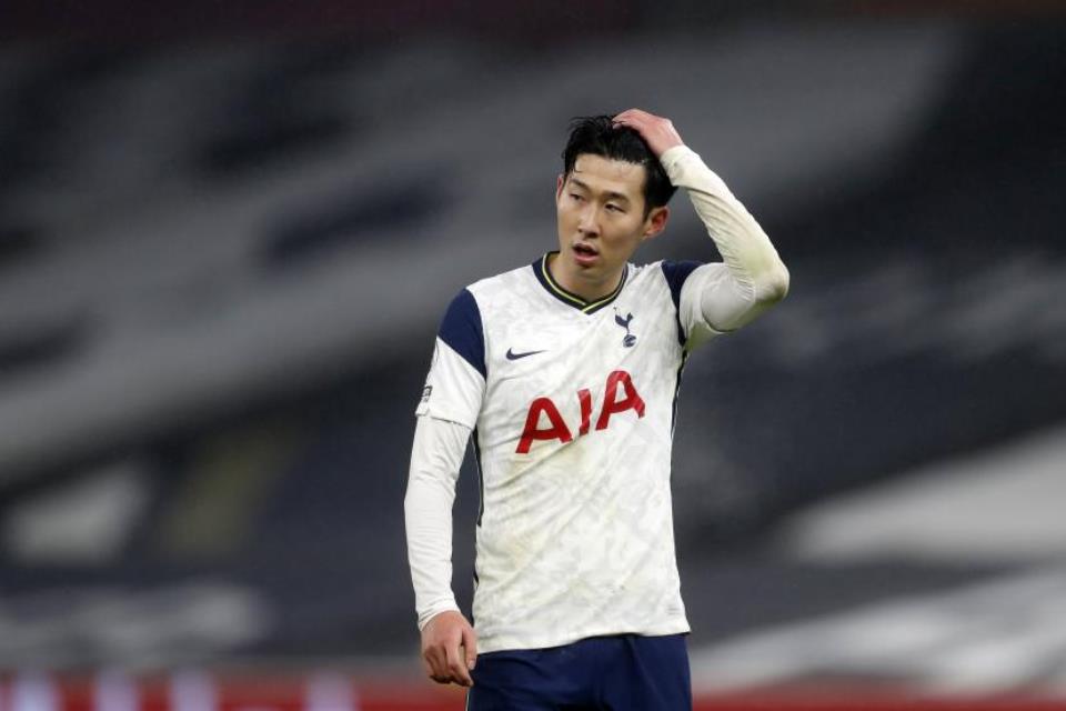 Tottenham Miskin Trofi, Son: Para Fan Jangan Berhenti Dukung Kami!