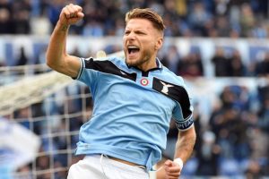 Saat bermain untuk Lazio, Ciro Immobile jago betul, tapi penyerang 31 tahun itu mendadak loyo jika harus tampil bersama timnas Italia